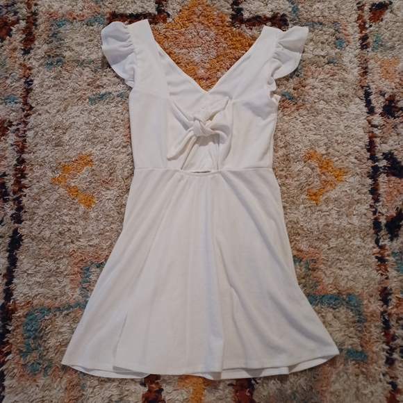 FINAL PRICE Lily White Ruffle Sleeve Tie Back Dress - Picture 2 of 13